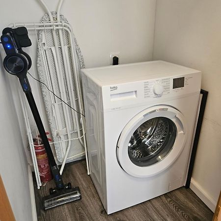 Affordable Suite In Vienna'S Hotpoint الغرفة الصورة