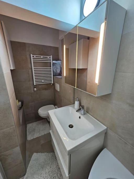 Affordable Suite In Vienna'S Hotpoint المظهر الخارجي الصورة