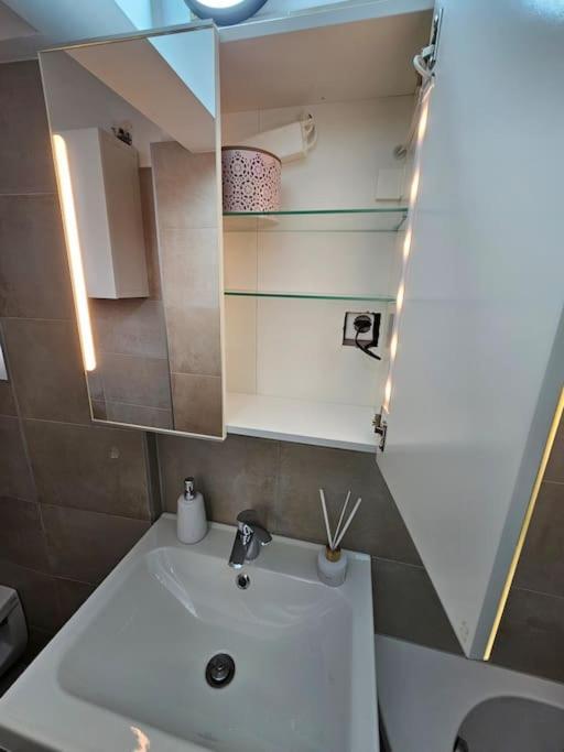 Affordable Suite In Vienna'S Hotpoint المظهر الخارجي الصورة